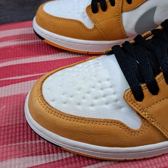 Size 10 Nike Air Jordan 1 Element Gore-Tex Men Light Curry Gold Sail DB2889-700 - Picture 9 of 14